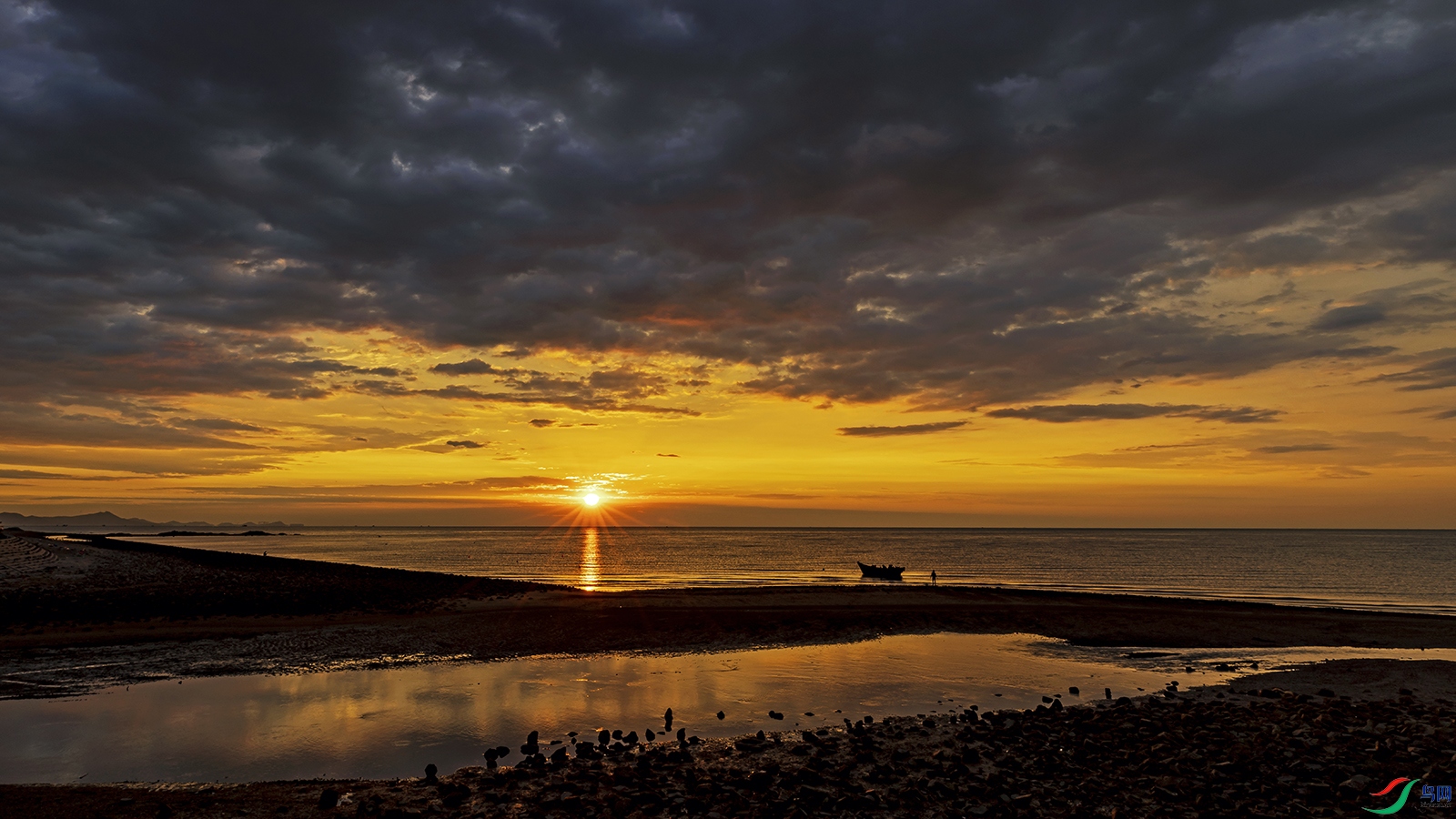 _5LM0569a.jpg