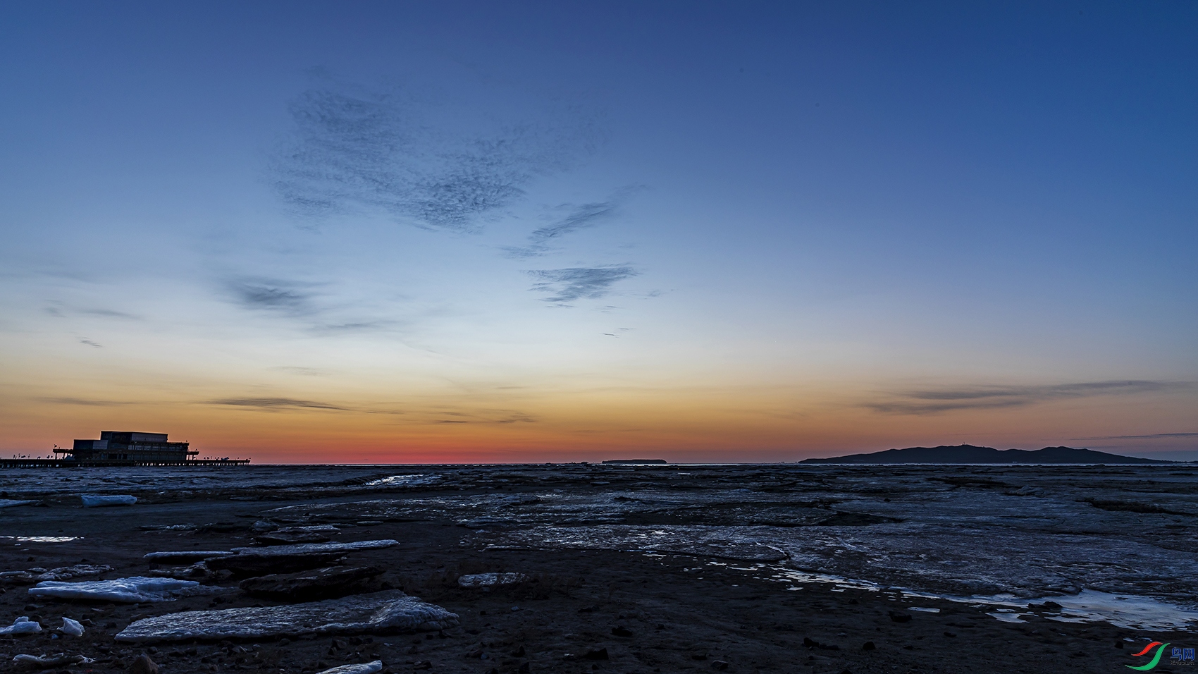 _1LM0677a.jpg