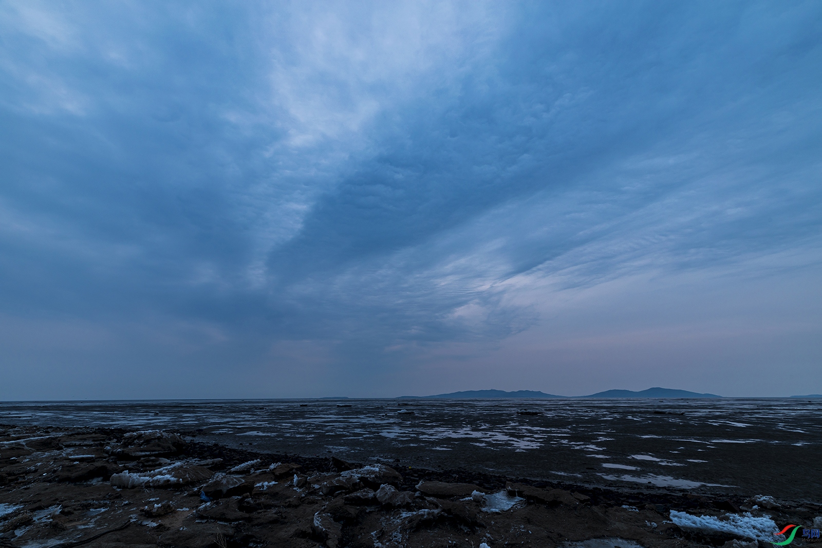 _4LM0516a.jpg