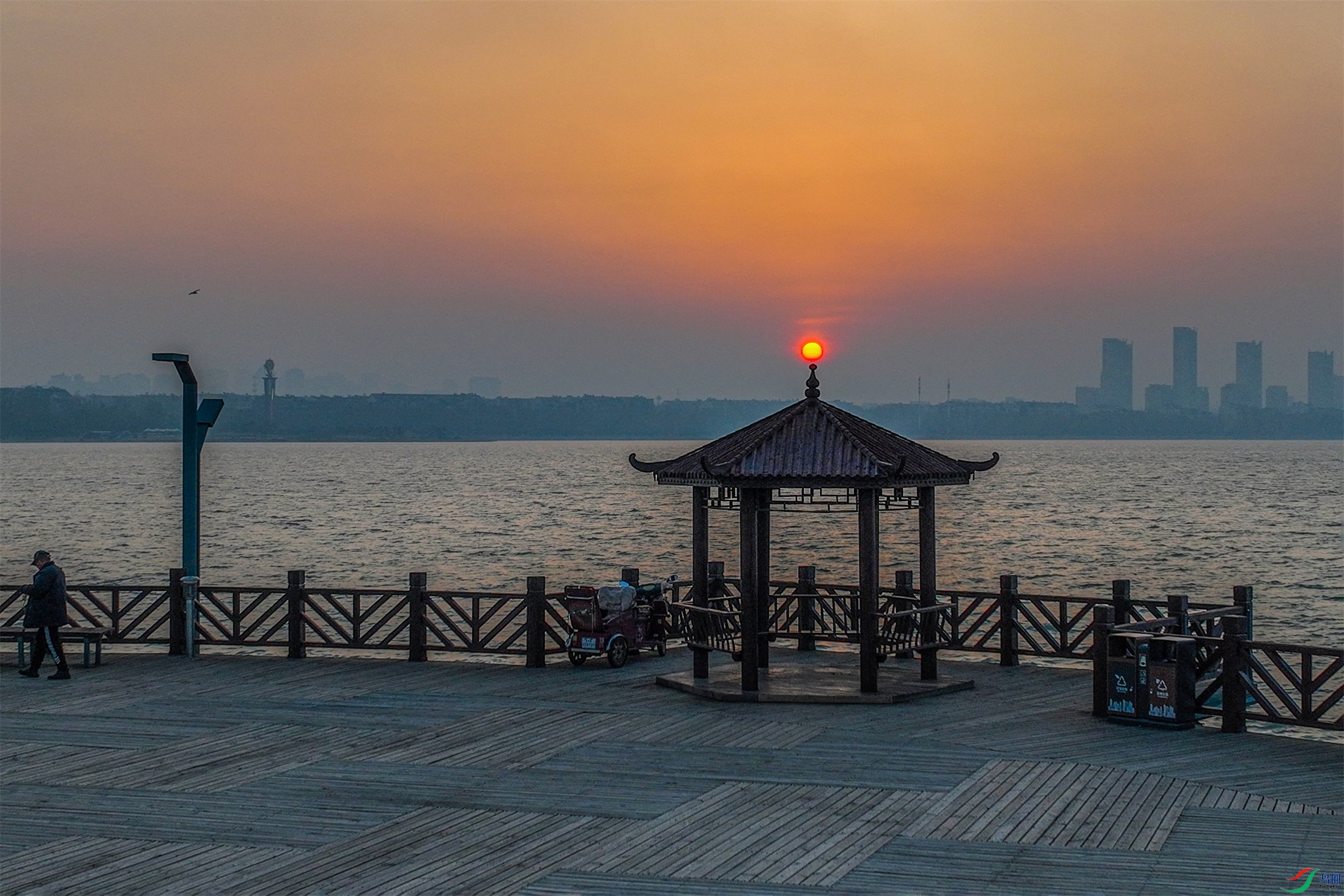 dji_fly_20240422_045622_816_1713776605390_photo ���� 1.jpg