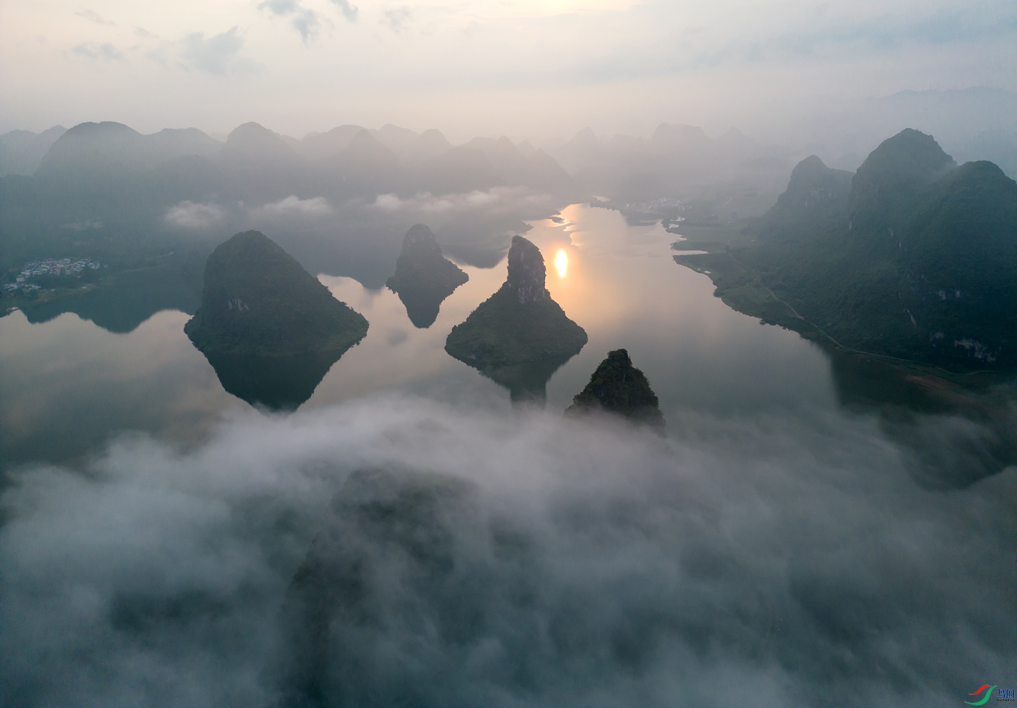 HYPERLAPSE_0009 ����11111.jpg