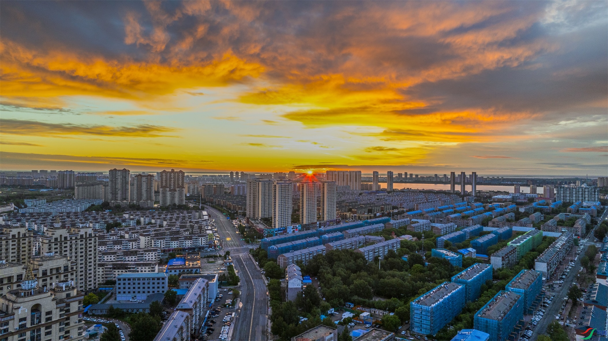 dji_fly_20240623_034528_377_1719217022201_photo ����1.jpg