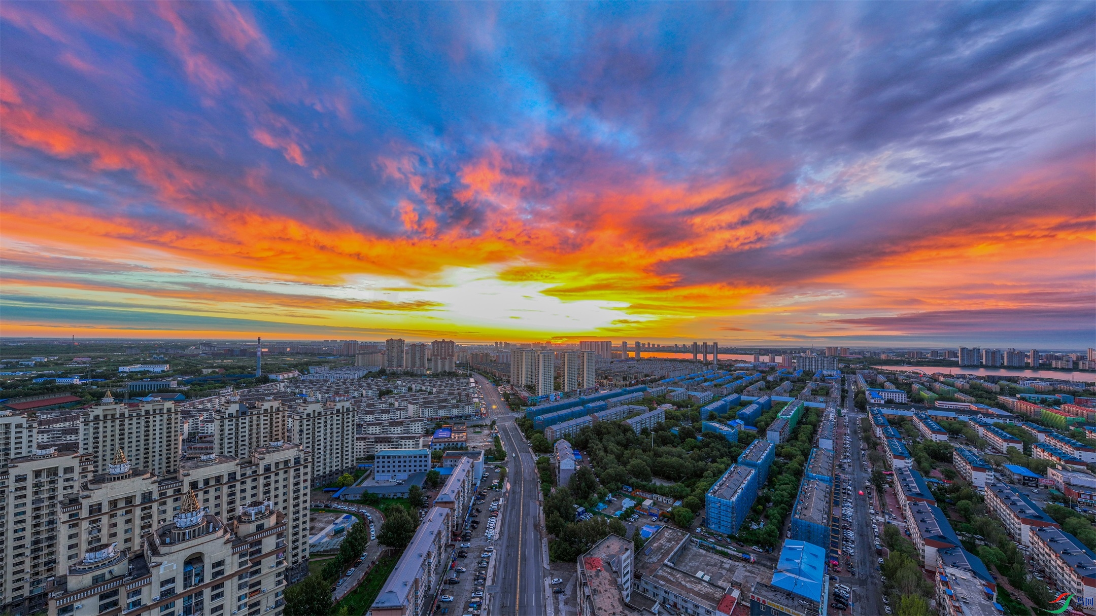 dji_fly_20240623_034318_375_1719216914152_pano ����1.jpg