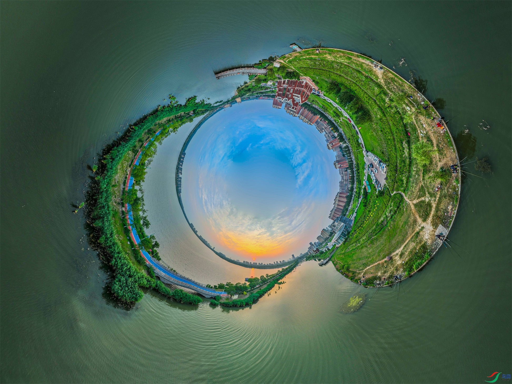 dji_export_20240709_200311_1720526591772_sphere_screenshot ����1.jpg