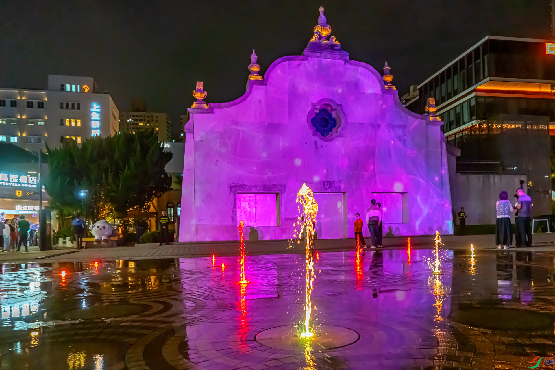 DSC08196-11.jpg