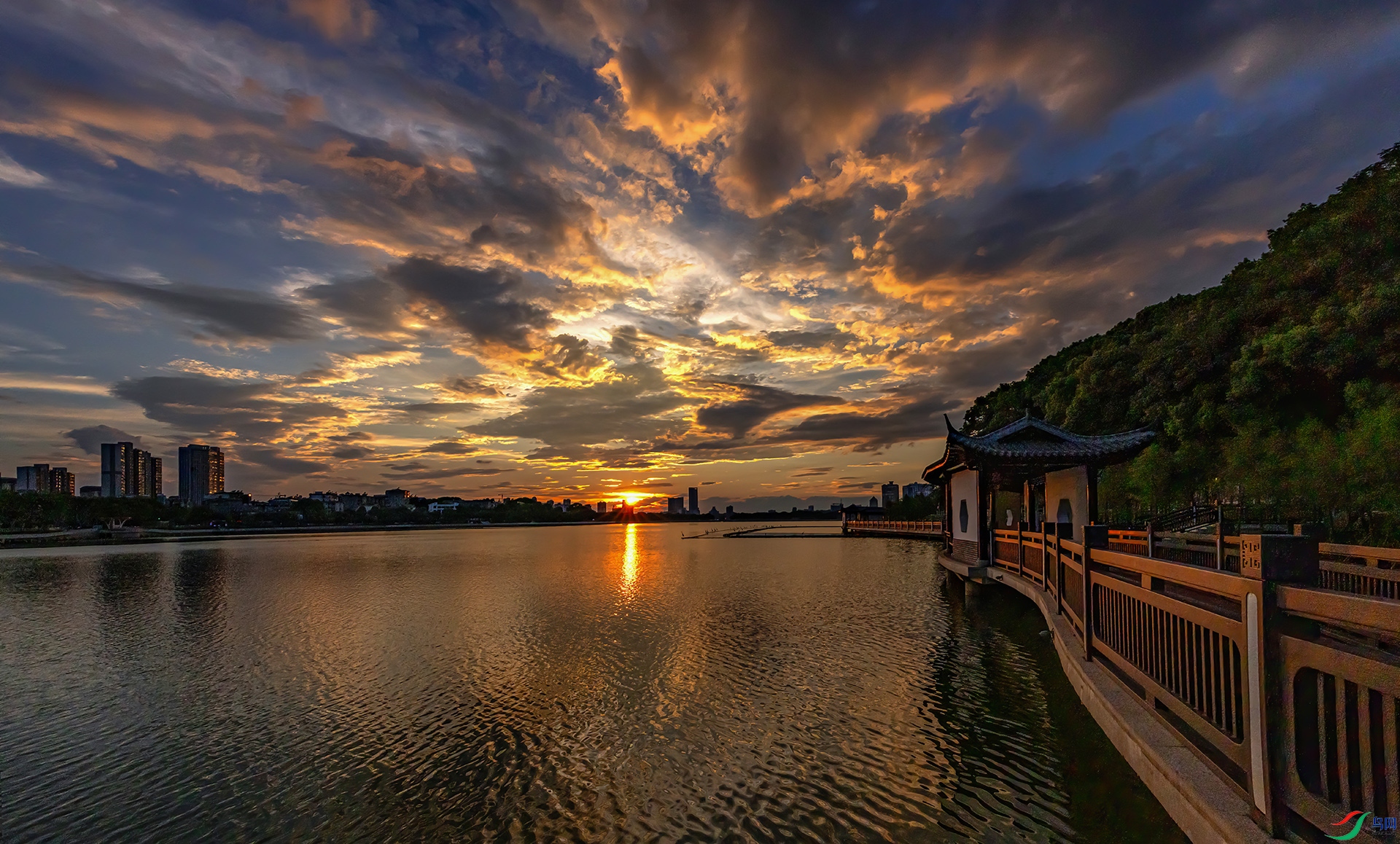 407A3883 ����-Sh---1- .jpg