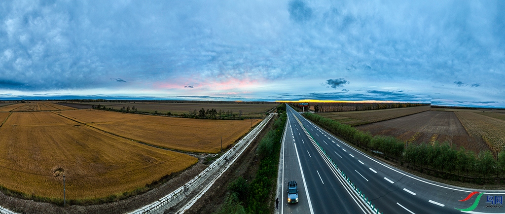 dji_fly_20240930_170502_246_1727706068468_pano ����1.jpg