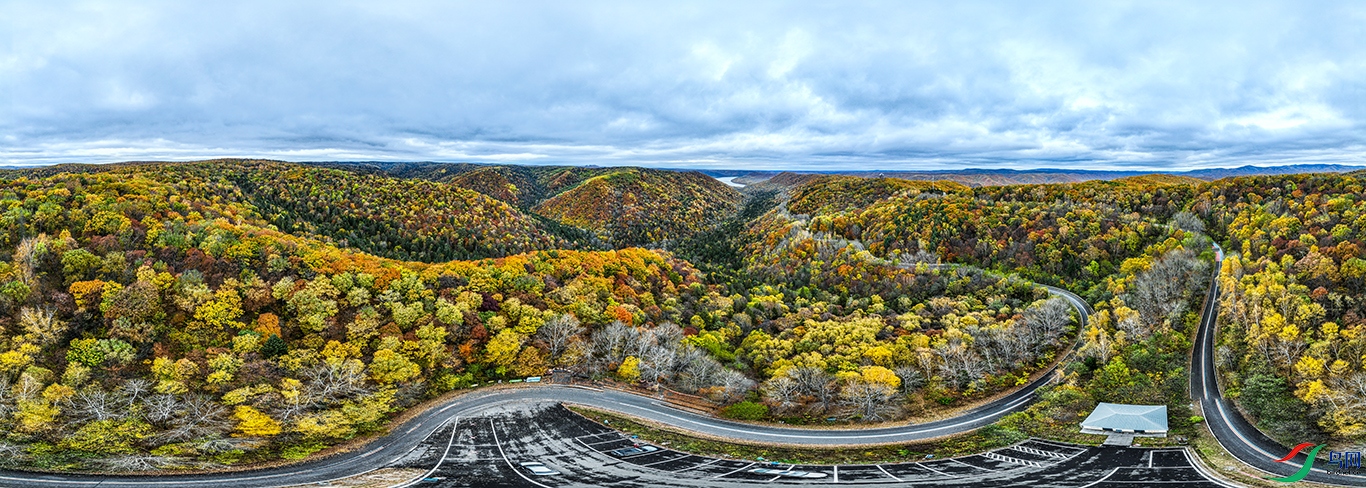 dji_fly_20240930_143426_234_1727705439680_pano ����1.jpg