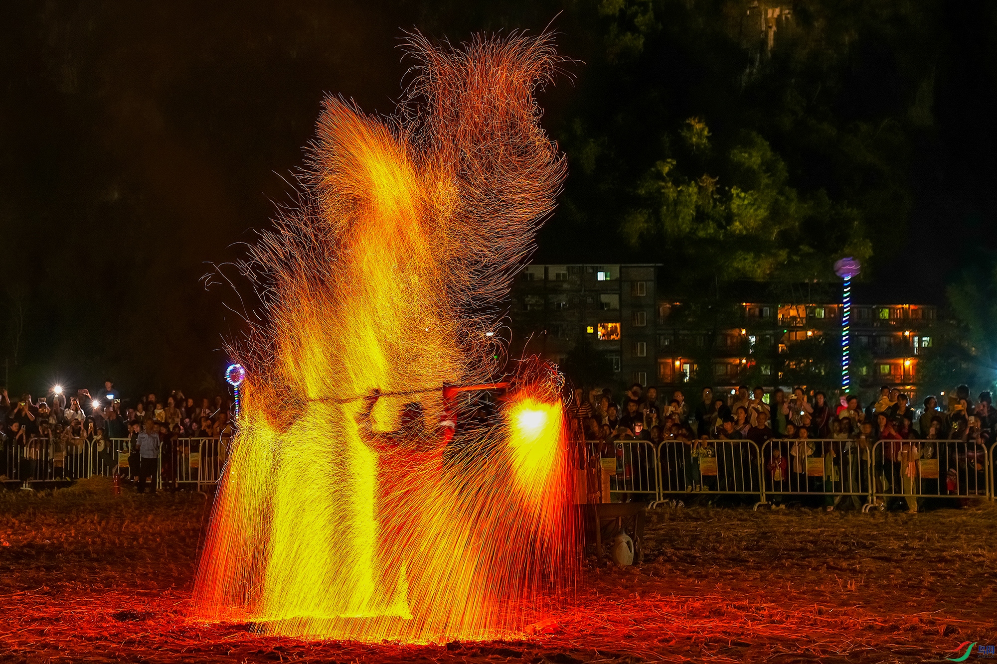 76845f538f7c35d80de4aa1e49732bf ����.jpg