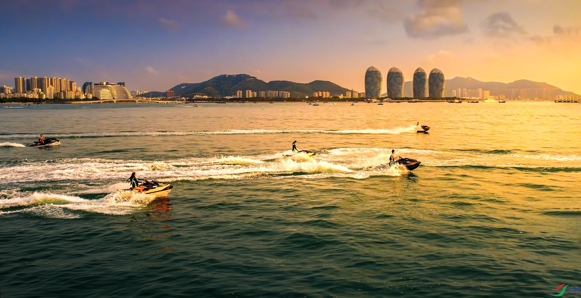 1_DSC1800-����ǿ-NR ���� 2 2.jpeg