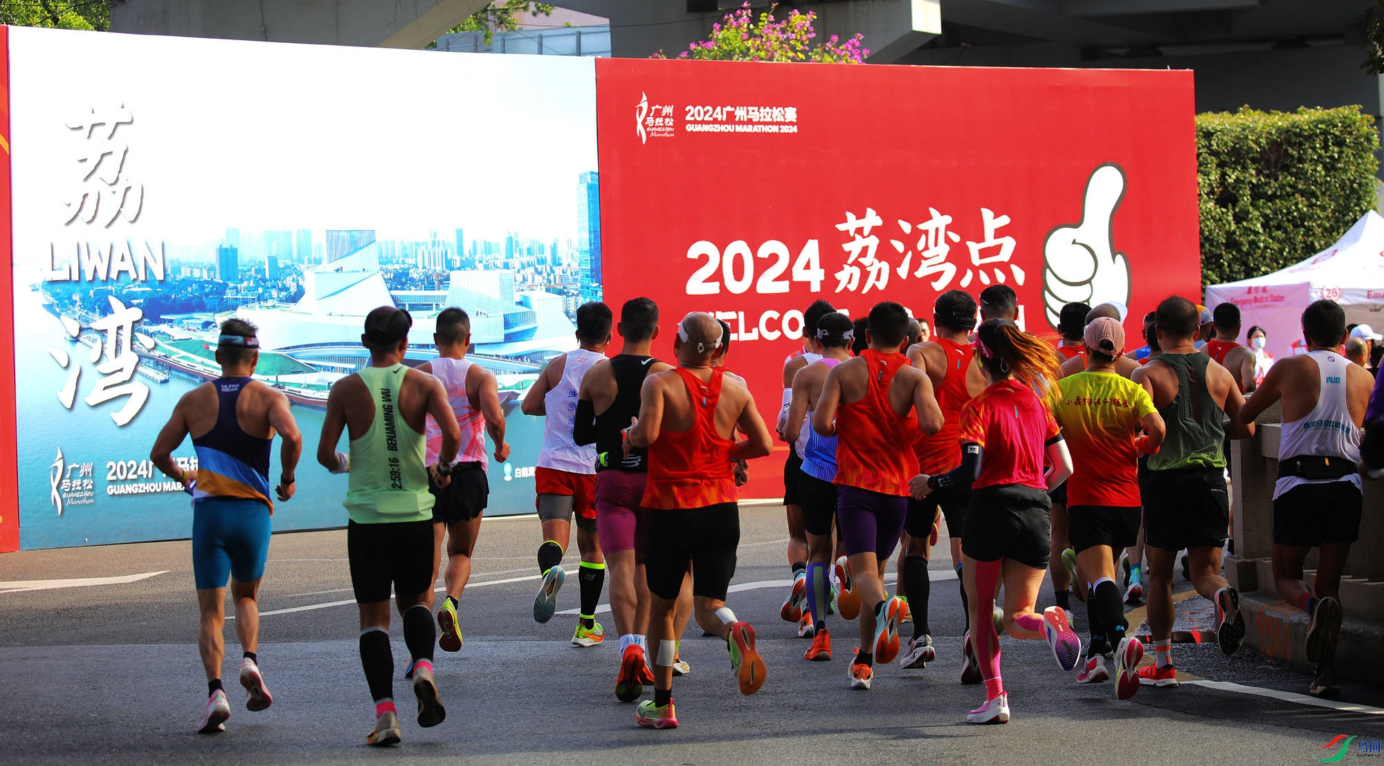 Ϊ������ѡ�ֵ���