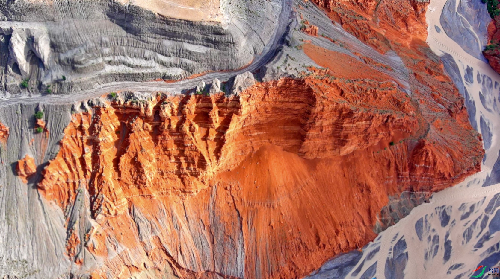 ΢��ͼƬ_20250216221018 ����...jpg