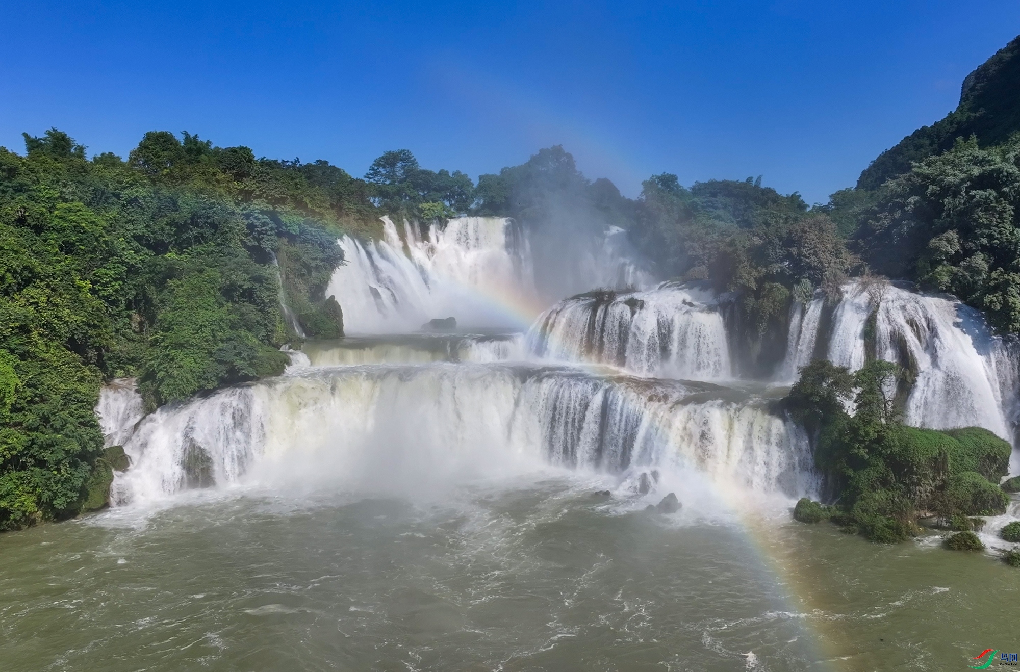 9ad7c323-aa06-4b83-85a8-c92df42fc933 ����.jpg