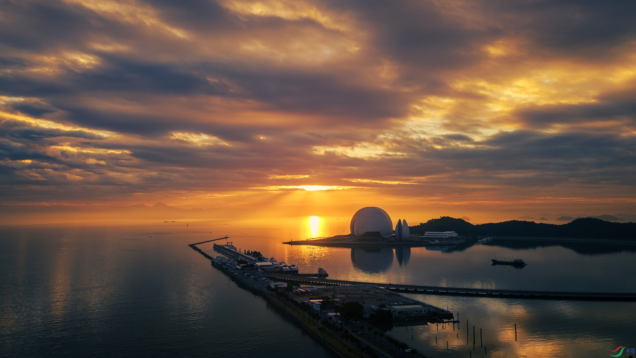 HYPERLAPSE_0332 Jc.jpg