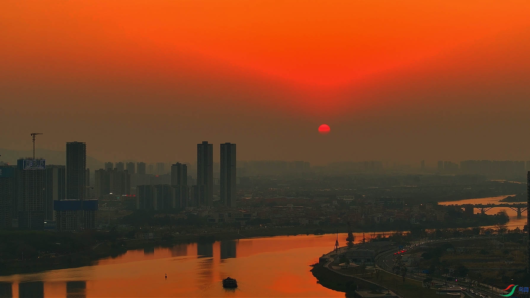 {6190153A-30D2-475E-AD13-69A4FE395915} ����.jpg