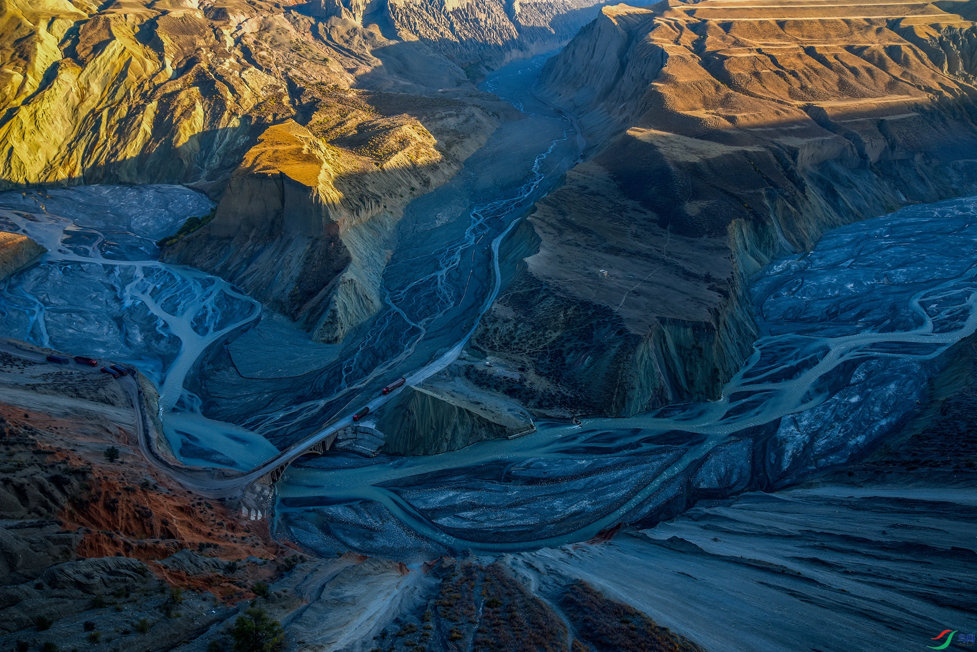 DSC_9513a.jpg