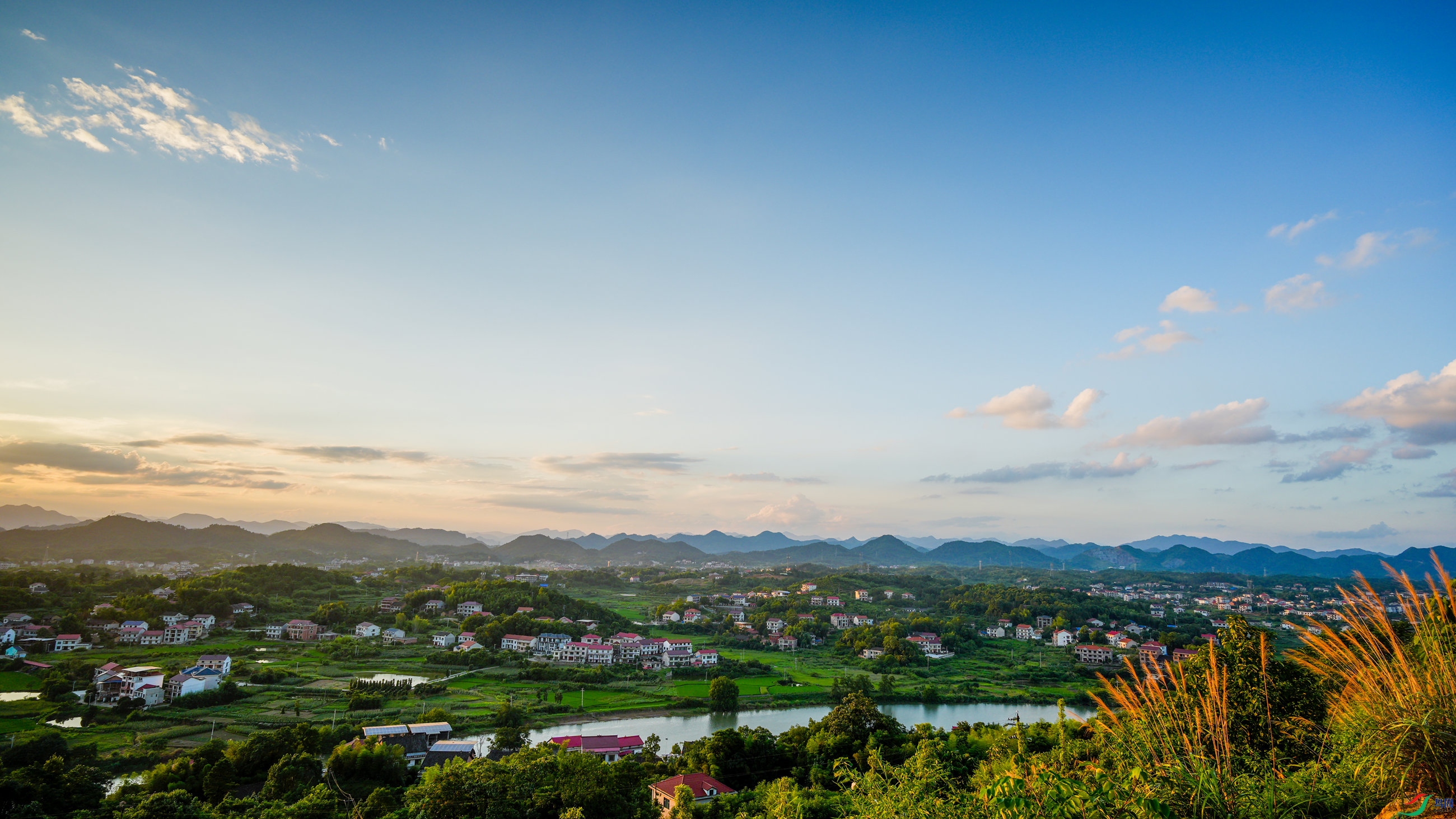 AM500025-HDR_����.jpg