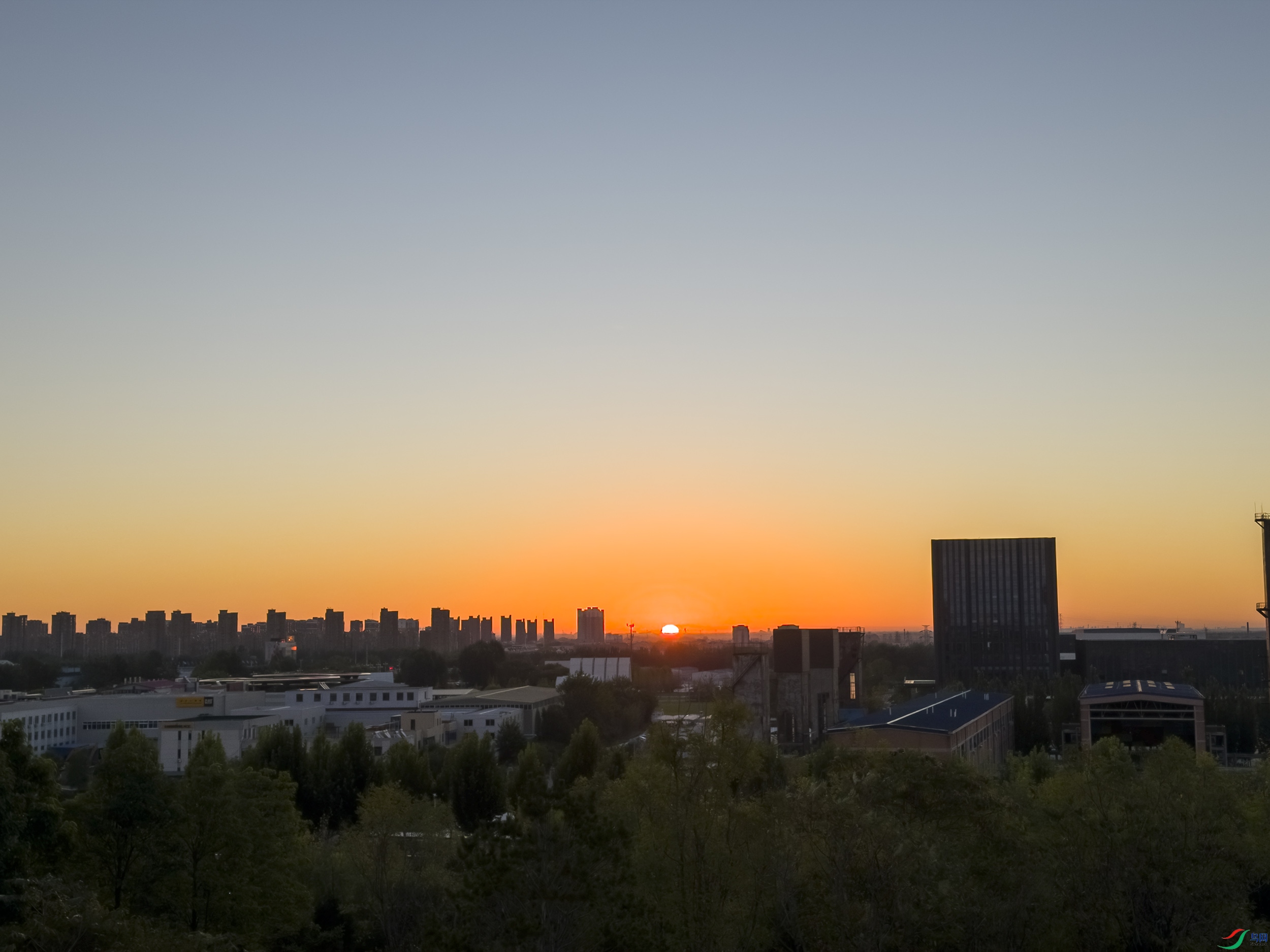 img-261002163216486.jpg